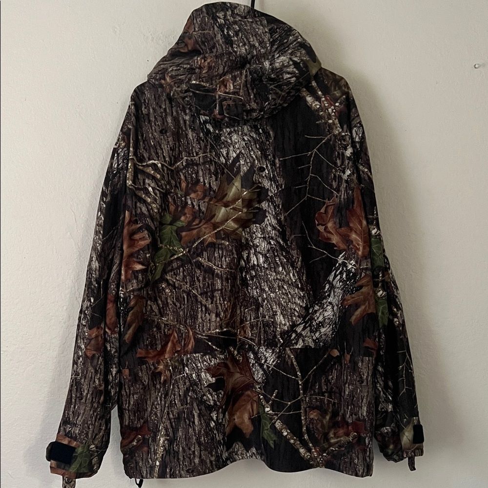 Cabela's Whitetail Real Tree Camo Hooded Gore-Tex Hunting Jacket in Size XL - Picture 6 of 16
